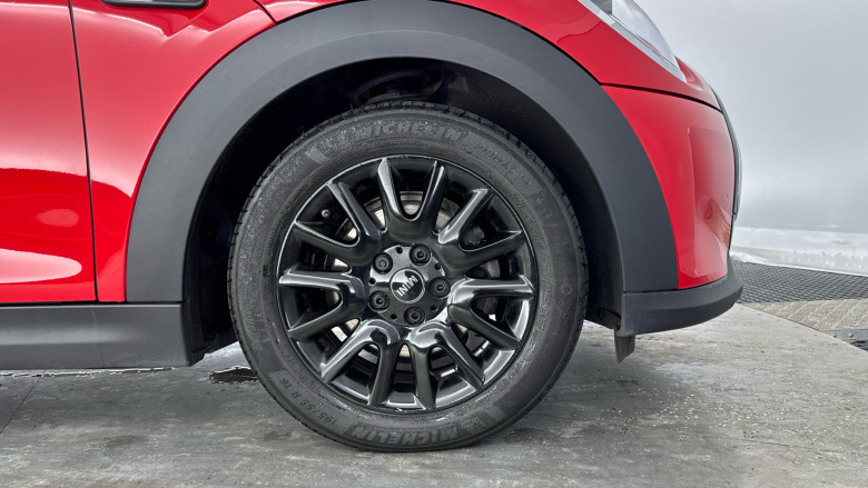 MINI Convertible 1.5 Cooper Classic Premium 2dr Auto Petrol Convertible